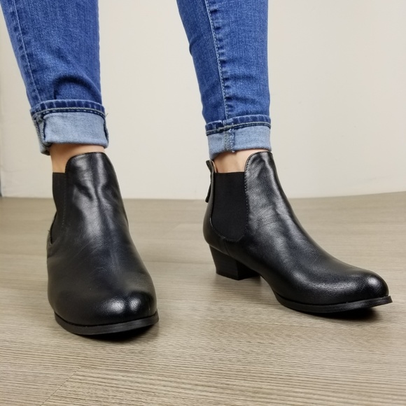 Black Faux Leather Ankle Chelsea Boots - Picture 8 of 8